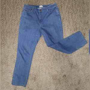 LL Bean Womens Classic Fit Blue Jeans Size 16 PET